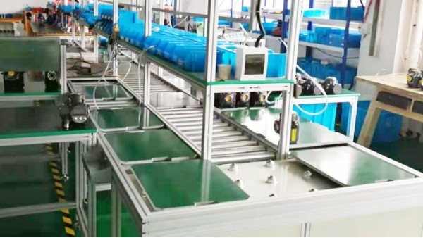 鋁型材工作臺(tái)：打造高效、靈活的現(xiàn)代生產(chǎn)空間